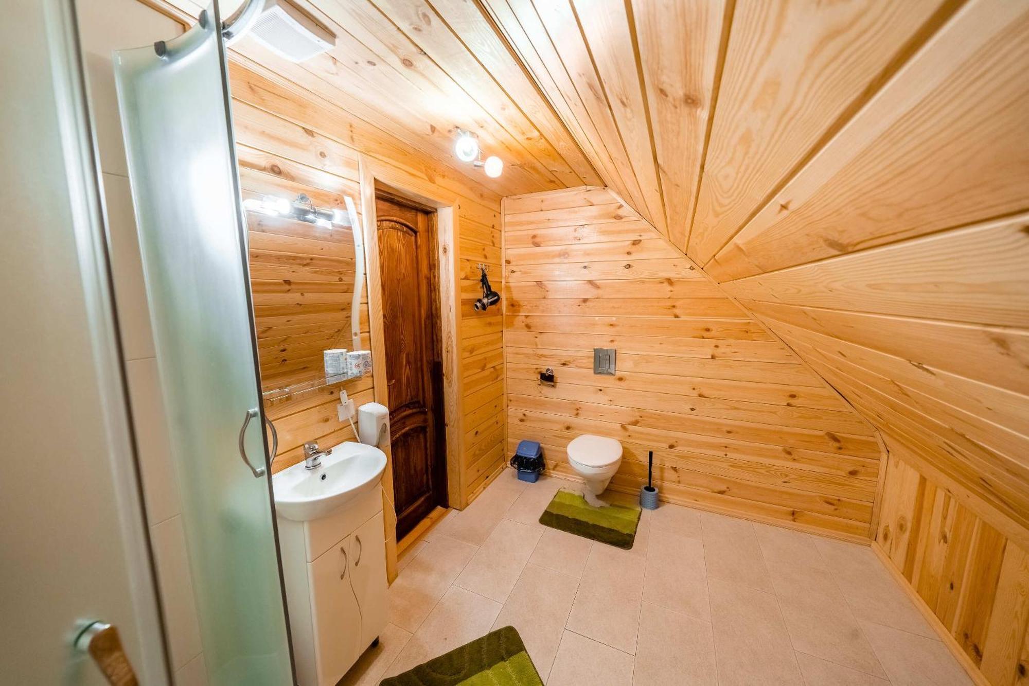Сосновий Бір Svityaz' Quarto foto